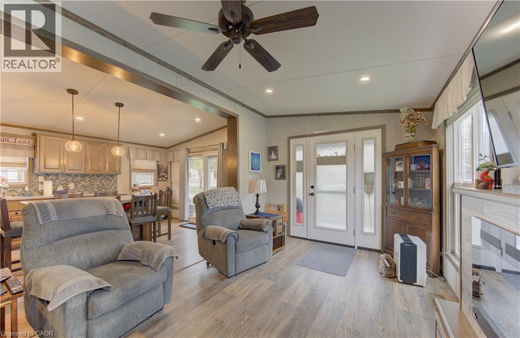 580 BEAVER CREEK Road Unit# 235 thumbnail 10