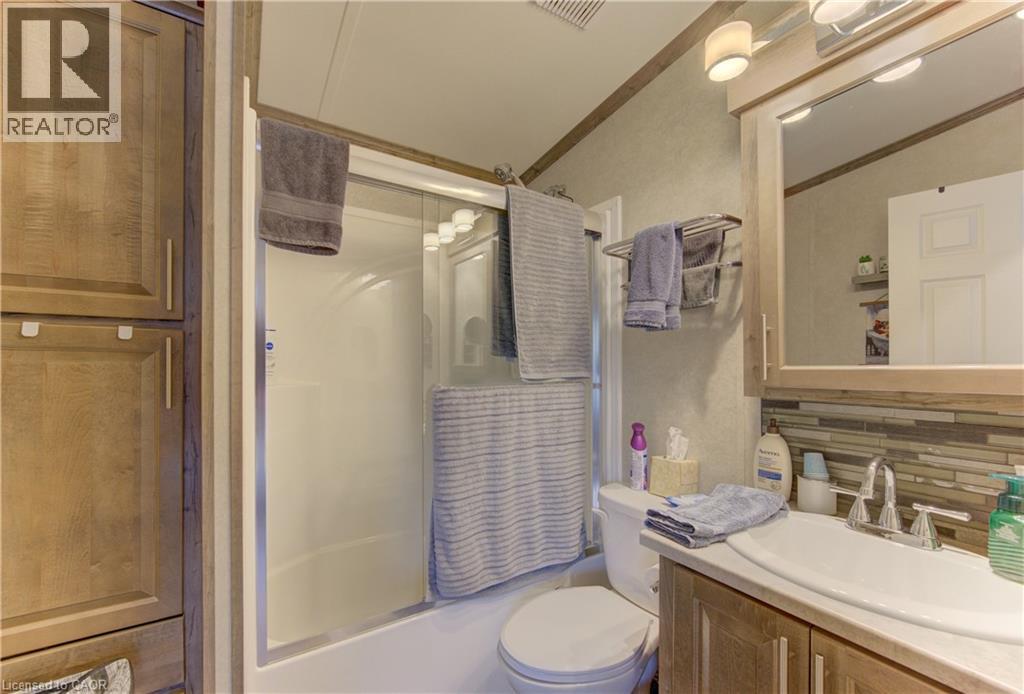 580 BEAVER CREEK Road Unit# 235 thumbnail 13