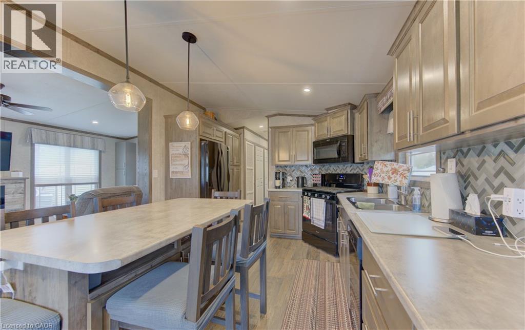 580 BEAVER CREEK Road Unit# 235 thumbnail 7