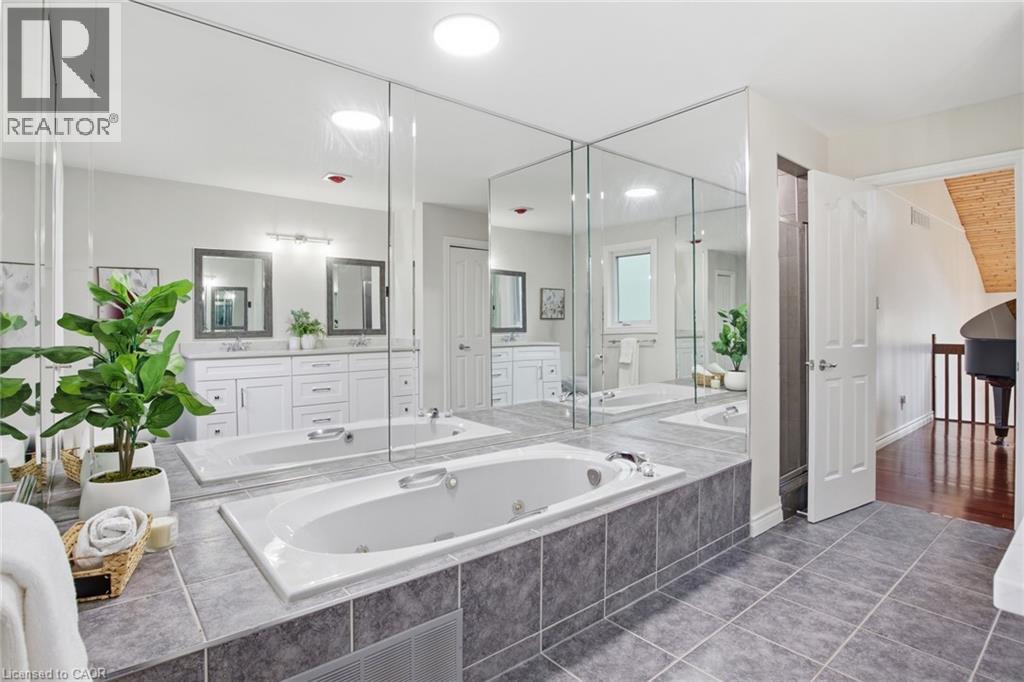 20 HUNTINGDALE Place W thumbnail 33