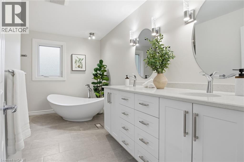 20 HUNTINGDALE Place W thumbnail 27