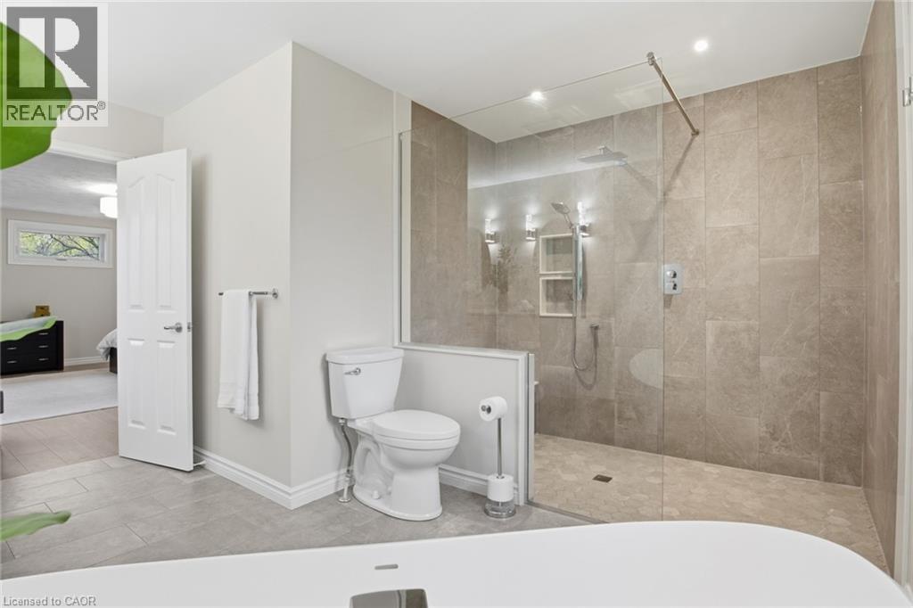 20 HUNTINGDALE Place W thumbnail 28