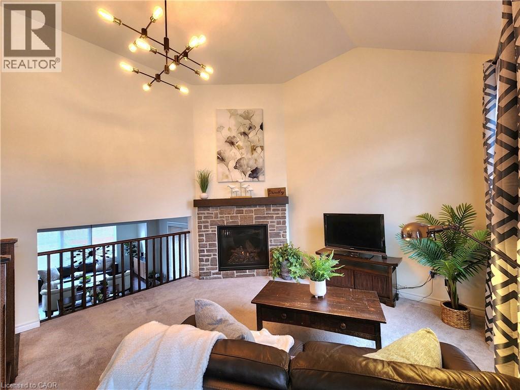 259 GROVEHILL Crescent thumbnail 15