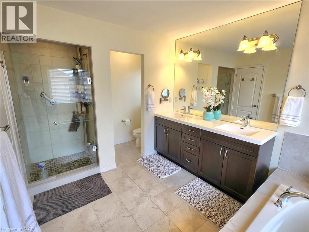 259 GROVEHILL Crescent thumbnail 24