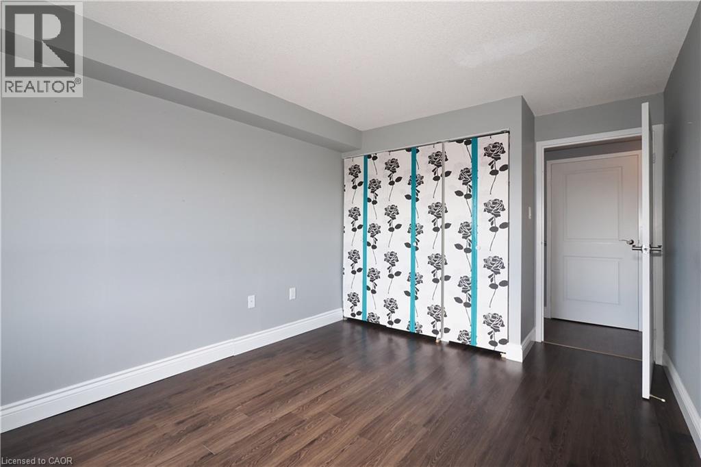 55 BLUE SPRINGS Drive Unit# PH12 thumbnail 32