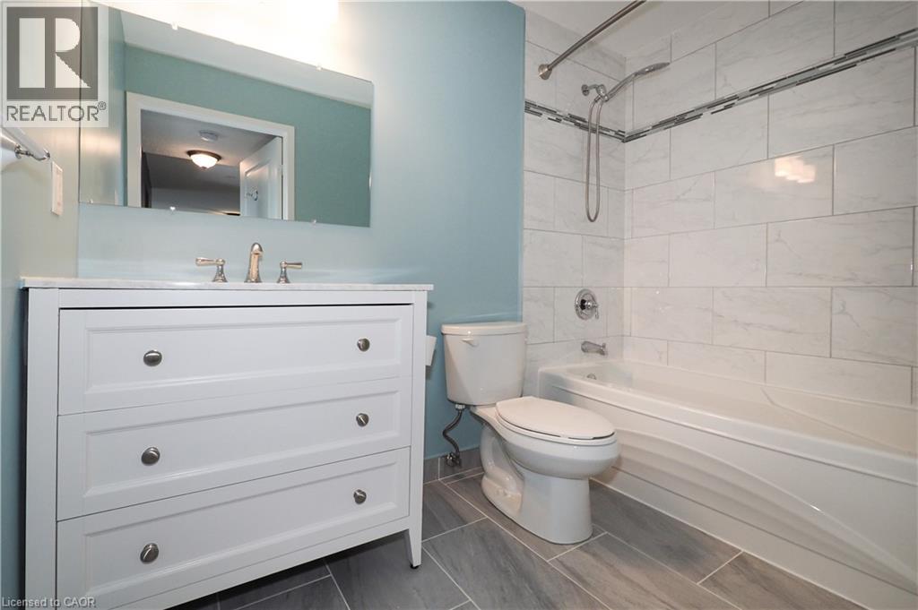 55 BLUE SPRINGS Drive Unit# PH12 thumbnail 33