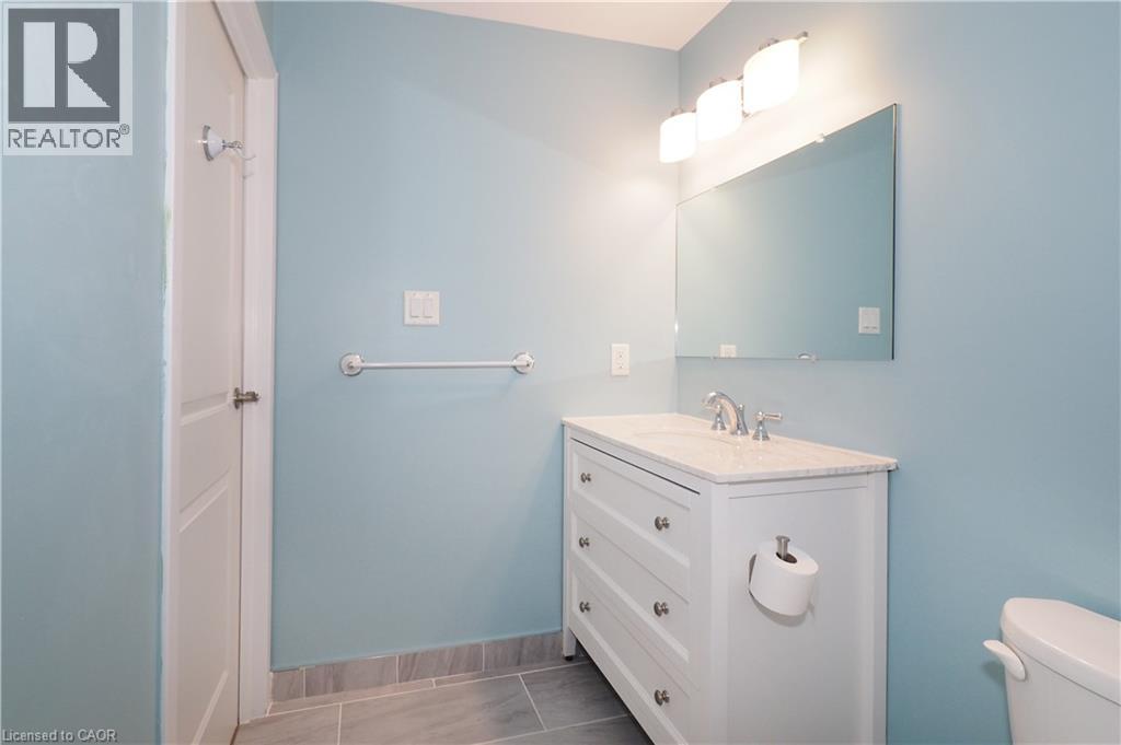 55 BLUE SPRINGS Drive Unit# PH12 thumbnail 34