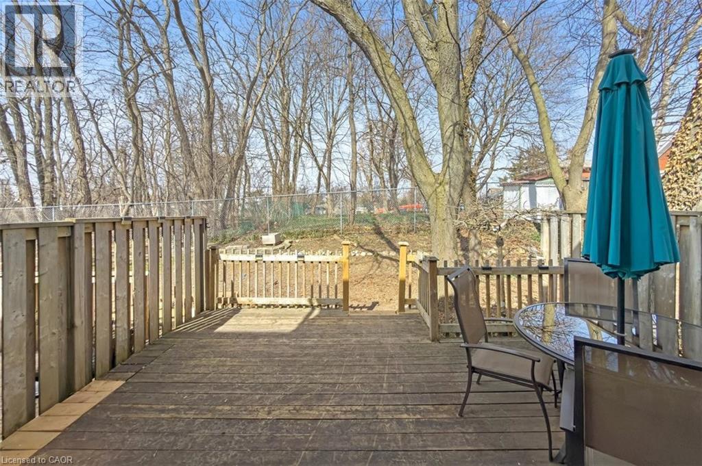 121 MORGAN Avenue Unit# 7 thumbnail 31