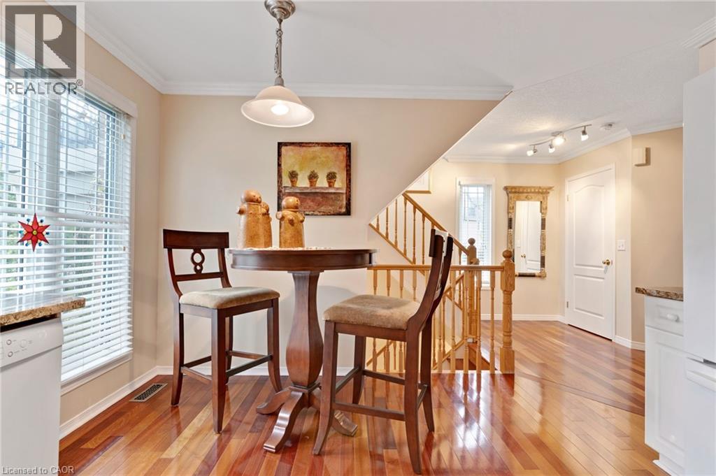 53 GROSVENOR Lane thumbnail 13