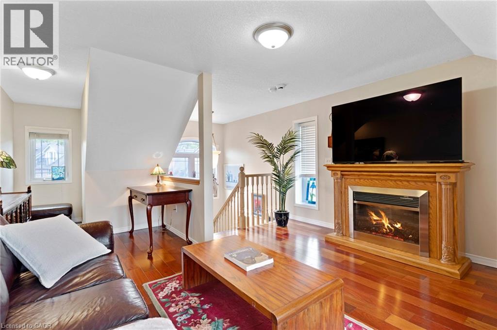 53 GROSVENOR Lane thumbnail 22