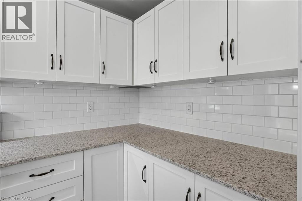 324 EQUESTRIAN Way Unit# 16 thumbnail 23