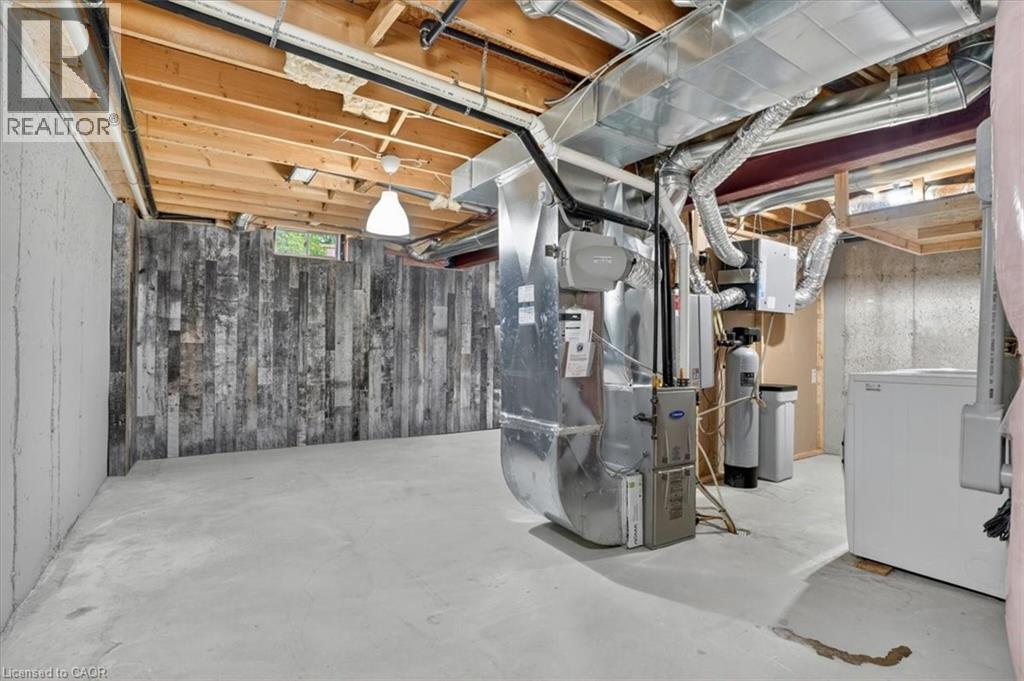 324 EQUESTRIAN Way Unit# 16 thumbnail 43