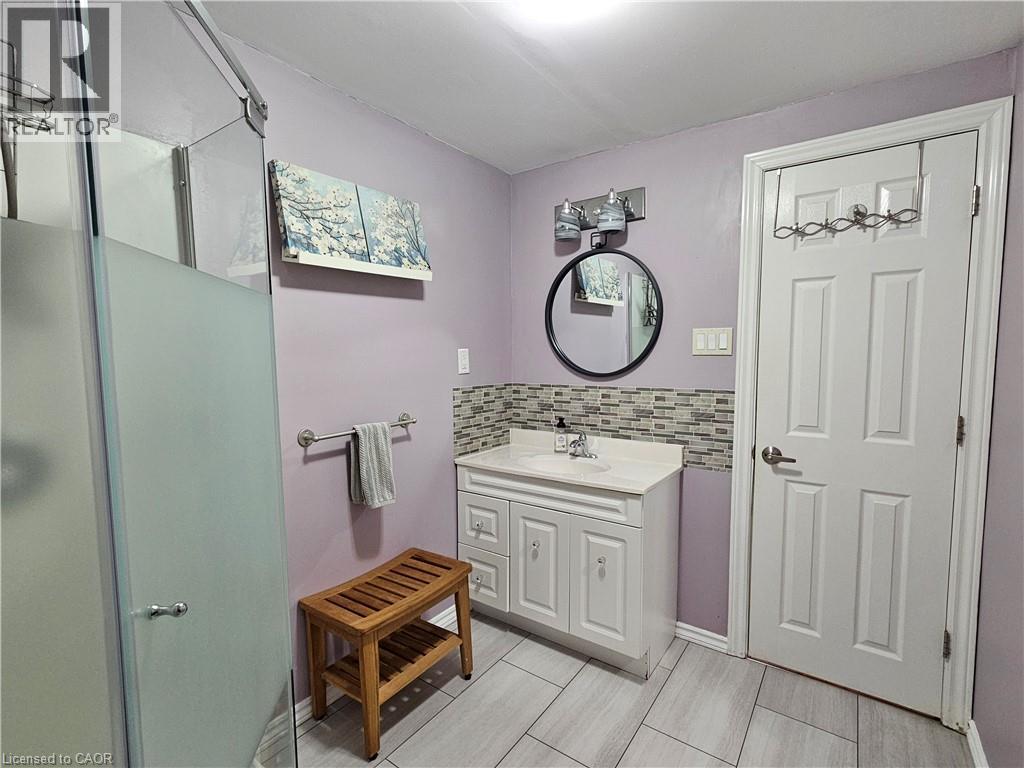 1323 QUEEN Street Unit# 125 thumbnail 11