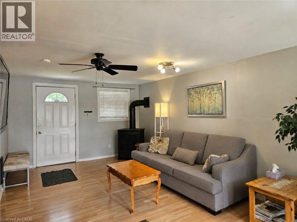 1323 QUEEN Street Unit# 125 thumbnail 5