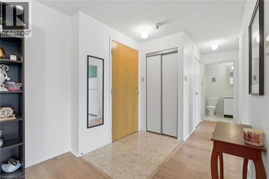 30 BLUE SPRINGS Drive Unit# 215 thumbnail 10