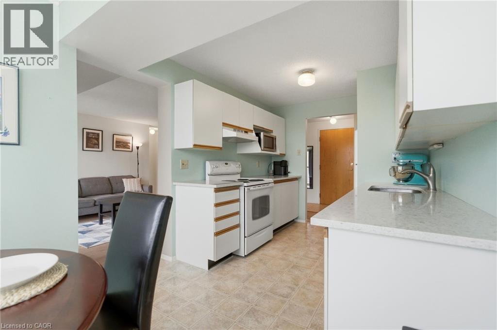 30 BLUE SPRINGS Drive Unit# 215 thumbnail 14