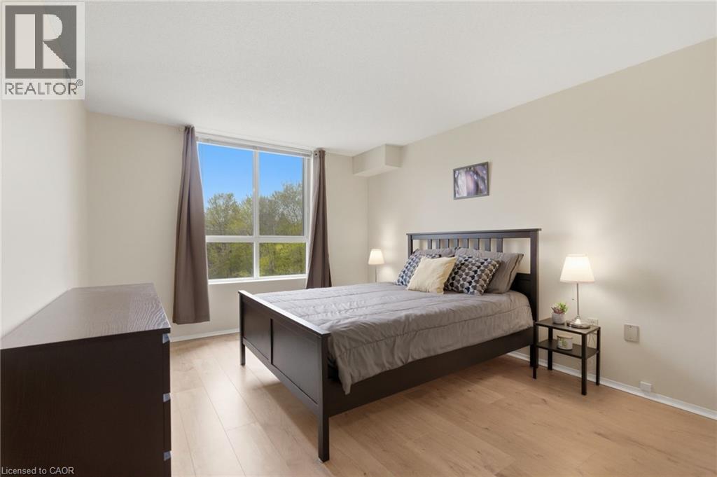 30 BLUE SPRINGS Drive Unit# 215 thumbnail 24