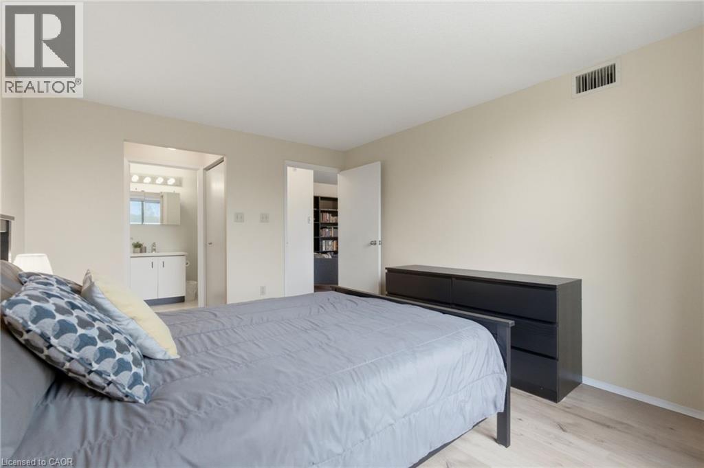 30 BLUE SPRINGS Drive Unit# 215 thumbnail 26