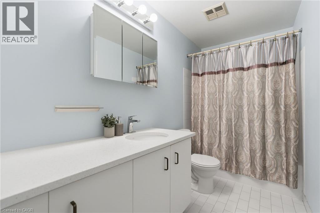 30 BLUE SPRINGS Drive Unit# 215 thumbnail 29