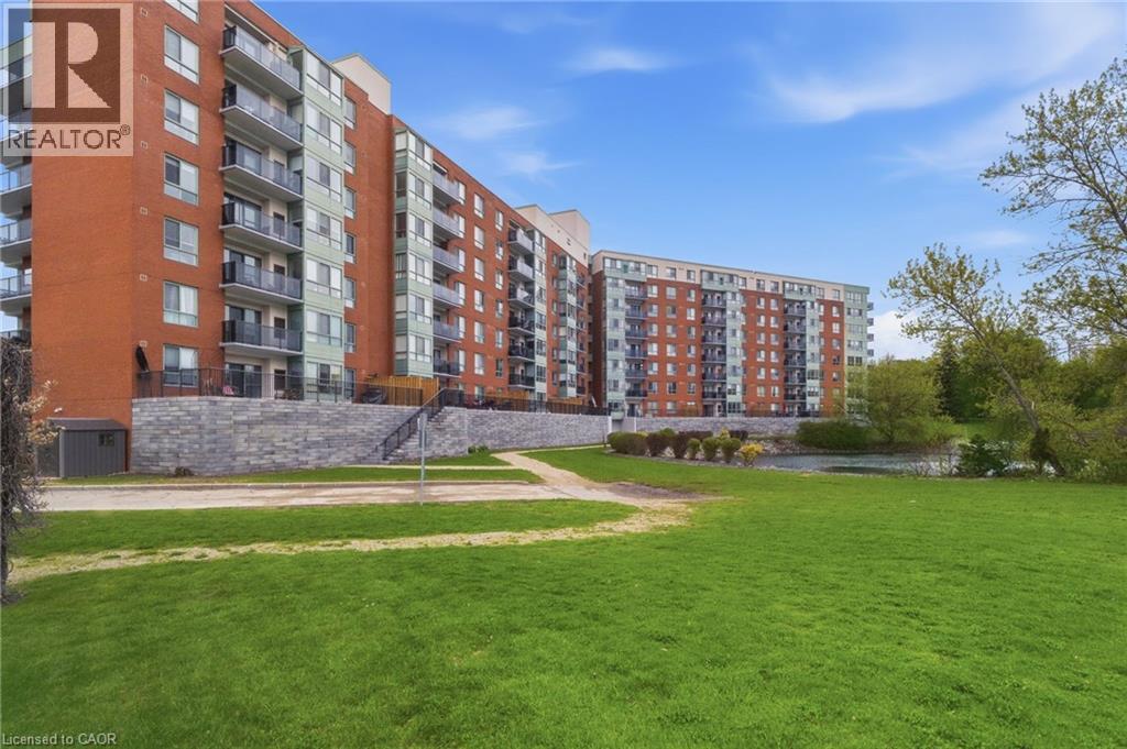 30 BLUE SPRINGS Drive Unit# 215 thumbnail 35