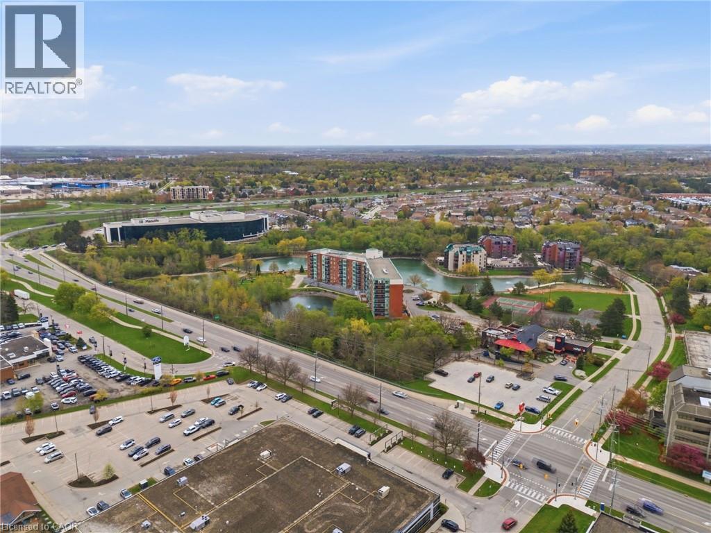 30 BLUE SPRINGS Drive Unit# 215 thumbnail 4