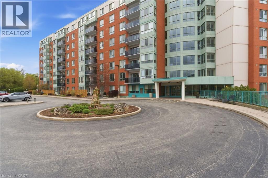 30 BLUE SPRINGS Drive Unit# 215 thumbnail 8