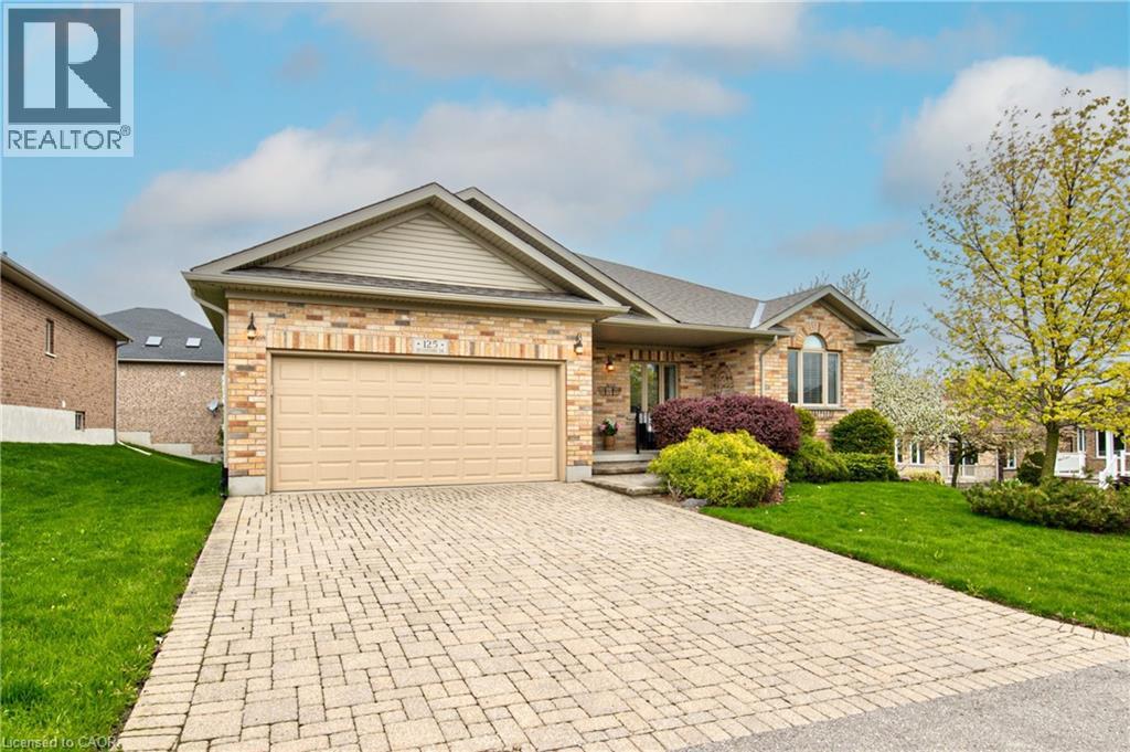 125 DEVONSHIRE Drive thumbnail 2