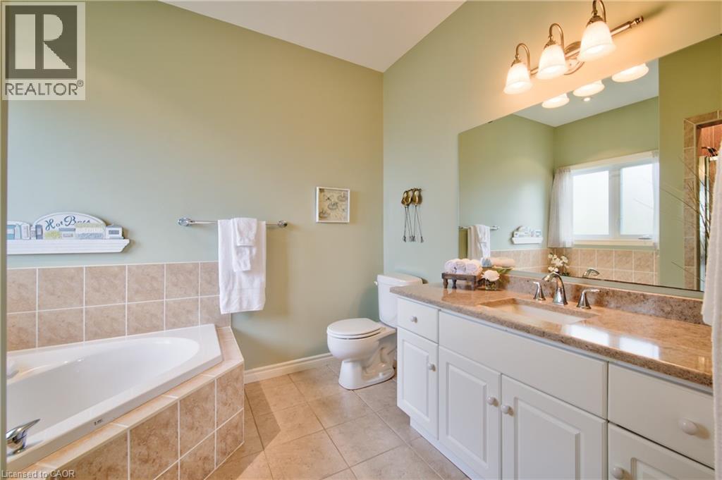 125 DEVONSHIRE Drive thumbnail 22