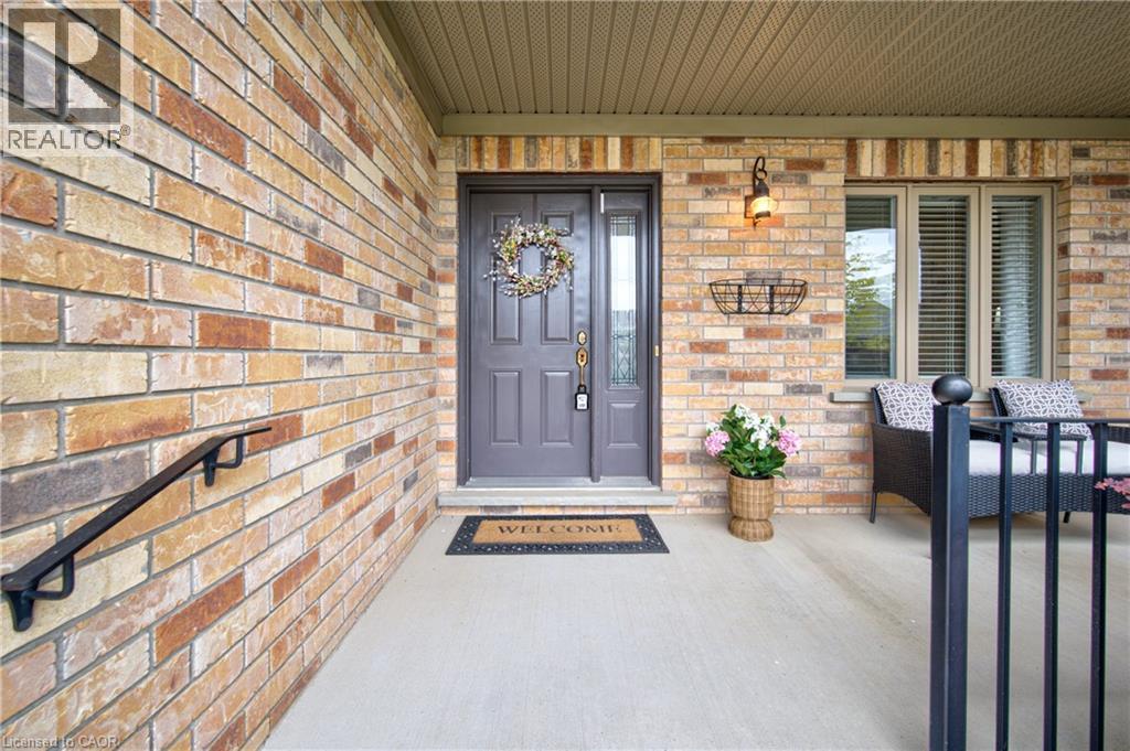 125 DEVONSHIRE Drive thumbnail 3