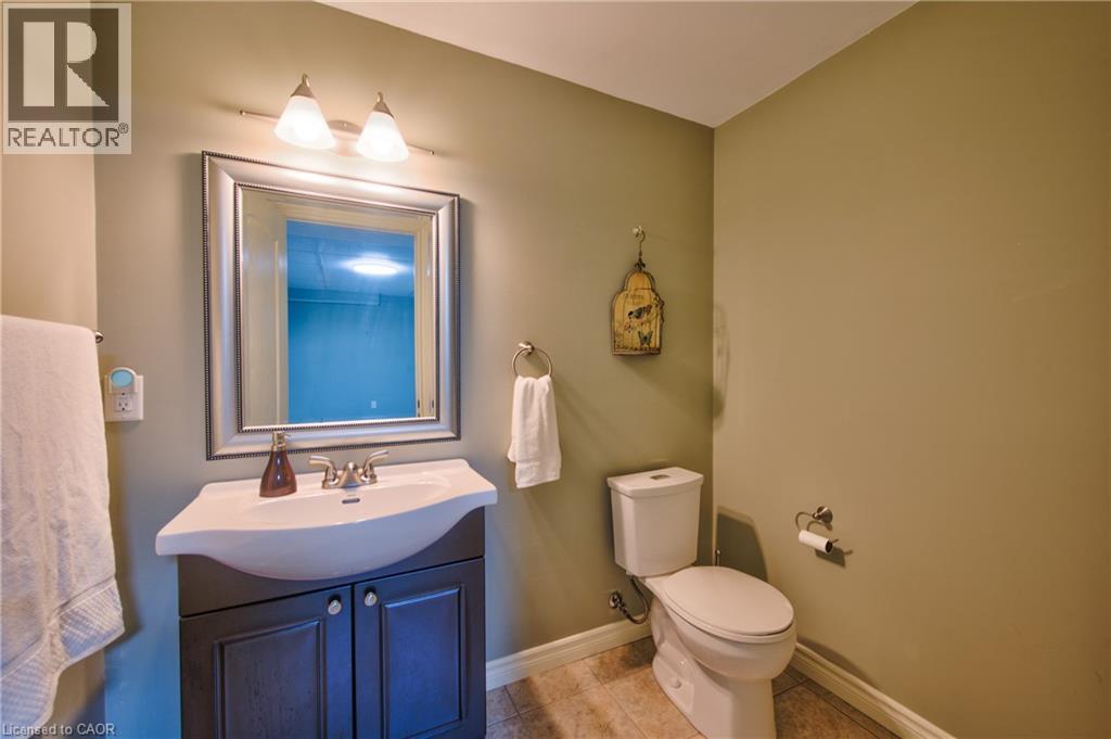 125 DEVONSHIRE Drive thumbnail 32