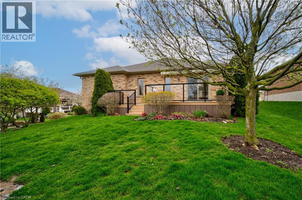 125 DEVONSHIRE Drive thumbnail 36