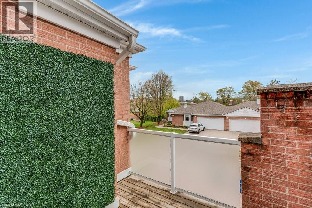 341 GEORGE Street N Unit# 4 thumbnail 36