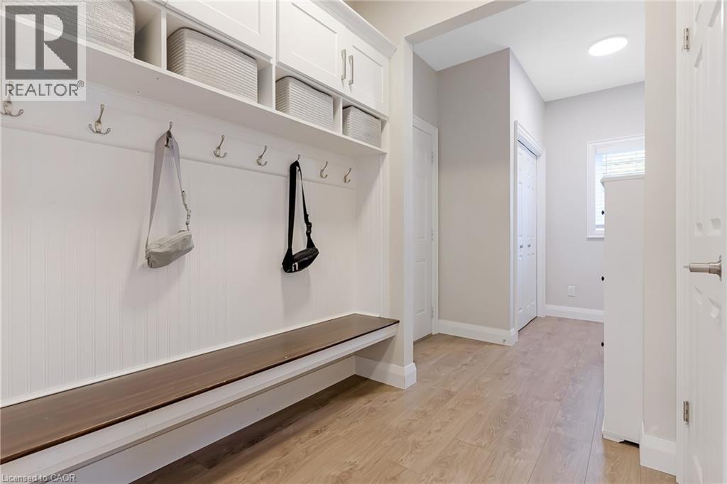 237 WATERBEND Crescent thumbnail 11