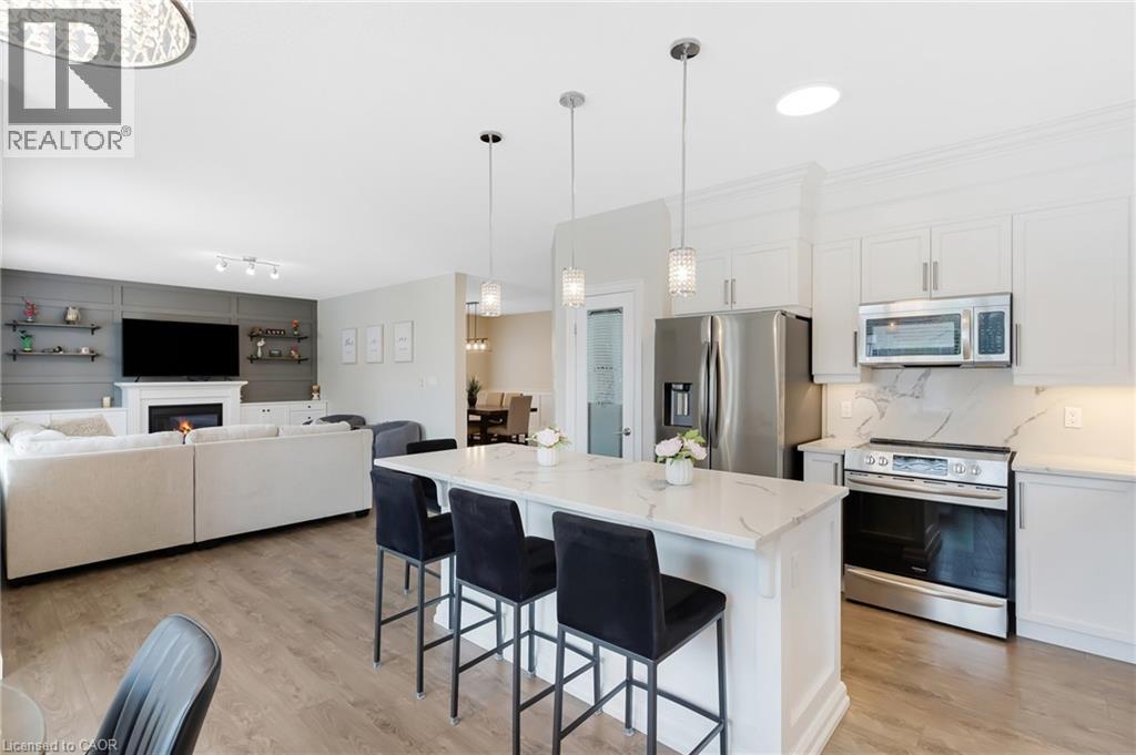 237 WATERBEND Crescent thumbnail 22