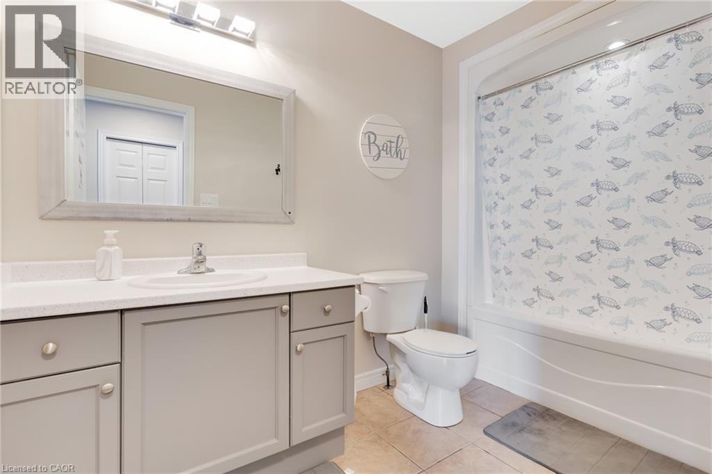 237 WATERBEND Crescent thumbnail 34