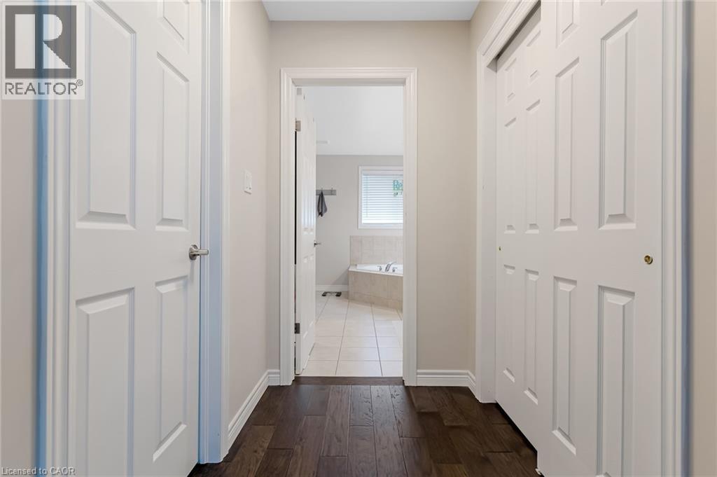 237 WATERBEND Crescent thumbnail 37