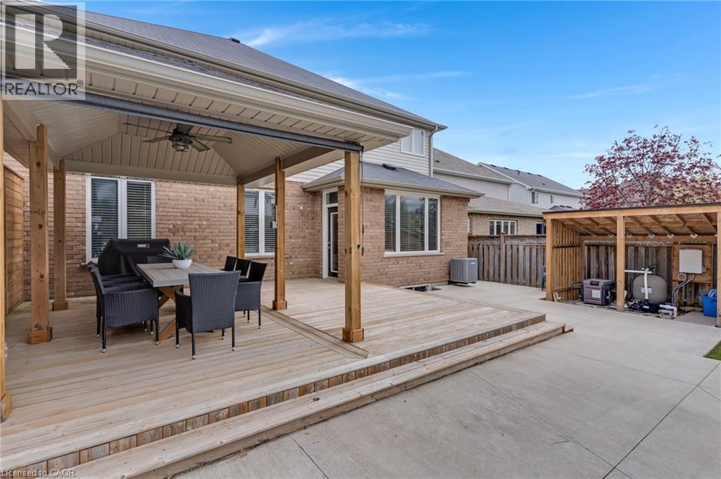 237 WATERBEND Crescent thumbnail 41