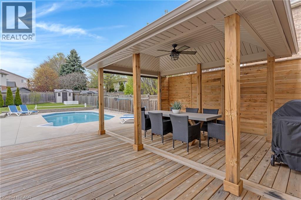 237 WATERBEND Crescent thumbnail 43