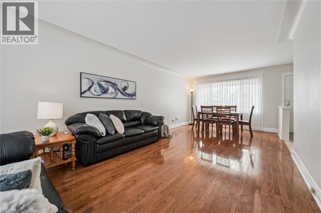 390 DUMFRIES Avenue thumbnail 8