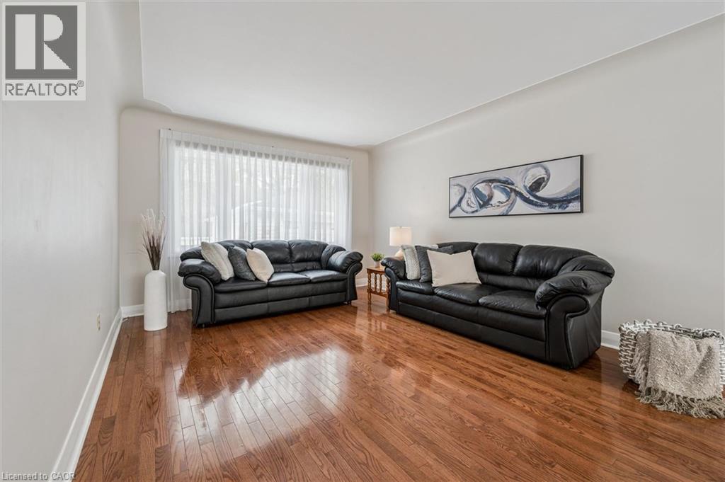 390 DUMFRIES Avenue thumbnail 6