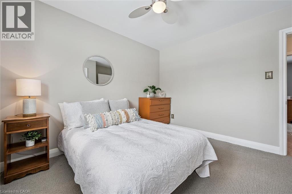 390 DUMFRIES Avenue thumbnail 17