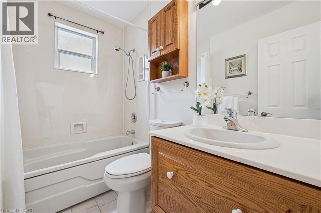 390 DUMFRIES Avenue thumbnail 21