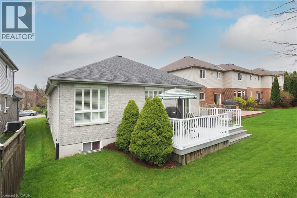 565 SPRINGWATER Drive thumbnail 29