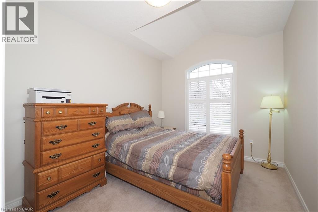 565 SPRINGWATER Drive thumbnail 18