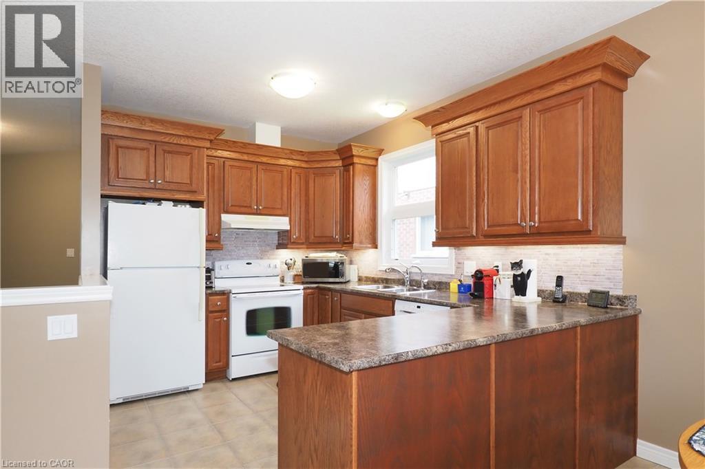 565 SPRINGWATER Drive thumbnail 9