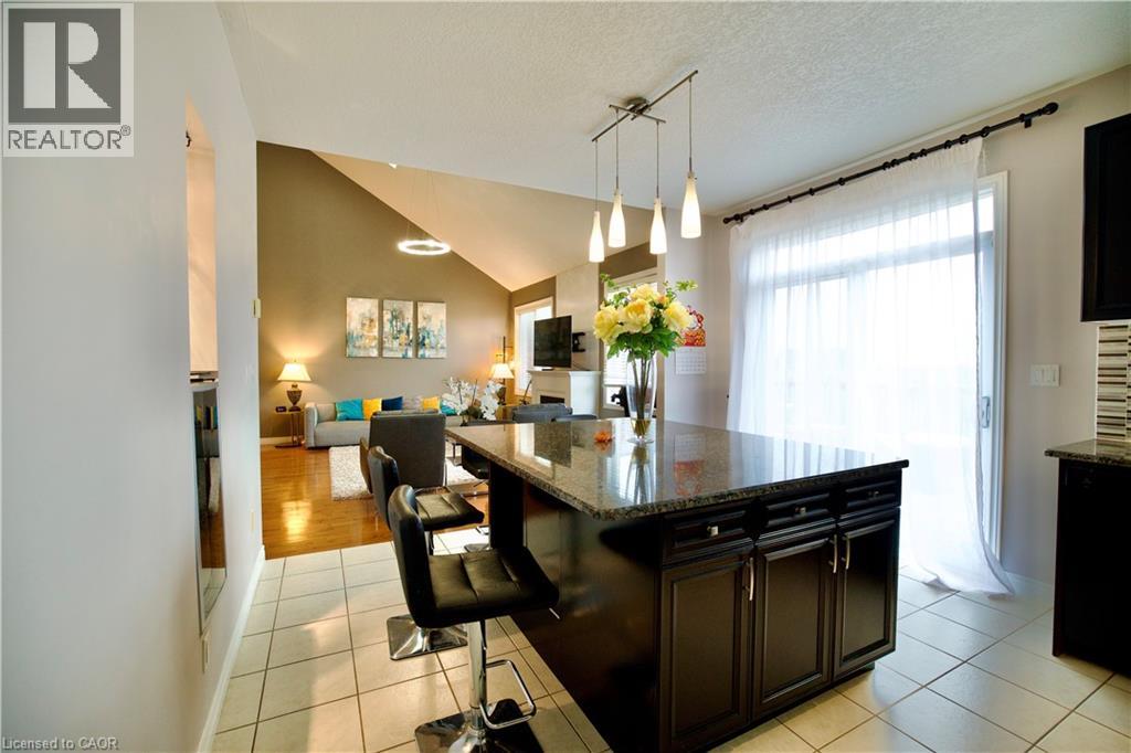 704 ZURICH Drive thumbnail 17