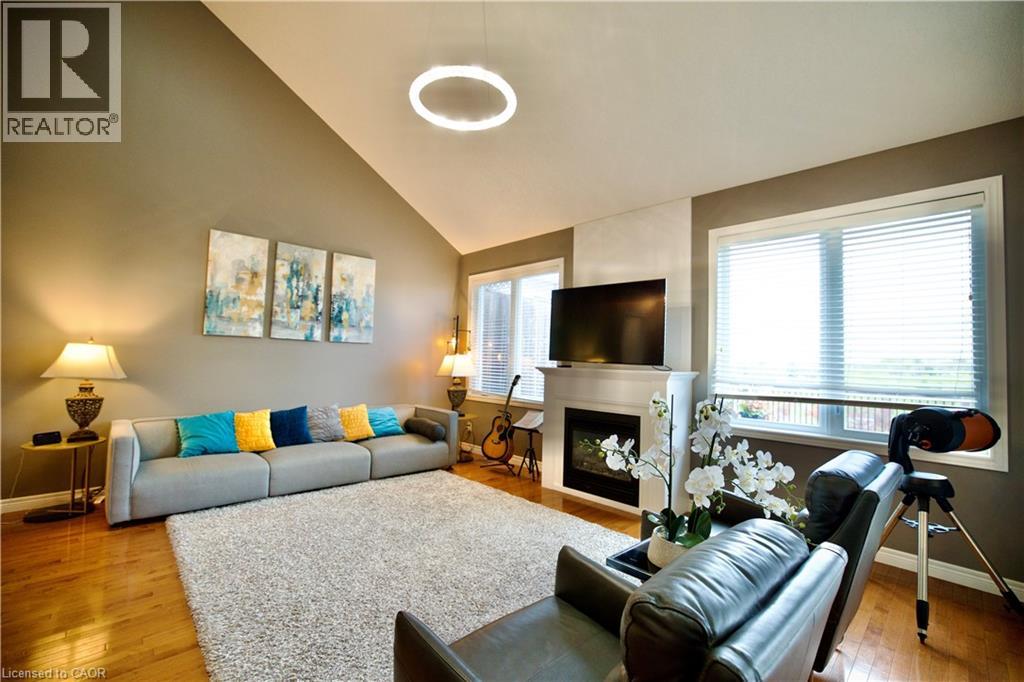 704 ZURICH Drive thumbnail 8