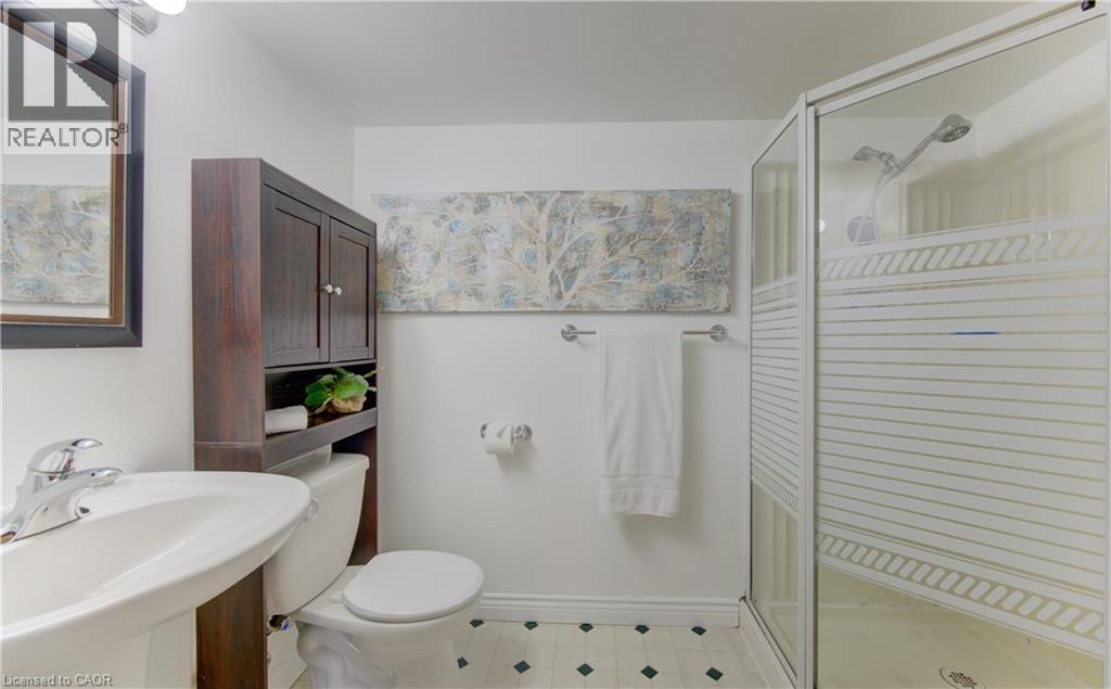 108 OPRINGTON Court thumbnail 25