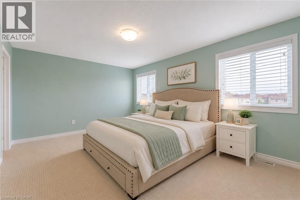 109 ROBERT SIMONE Way thumbnail 21