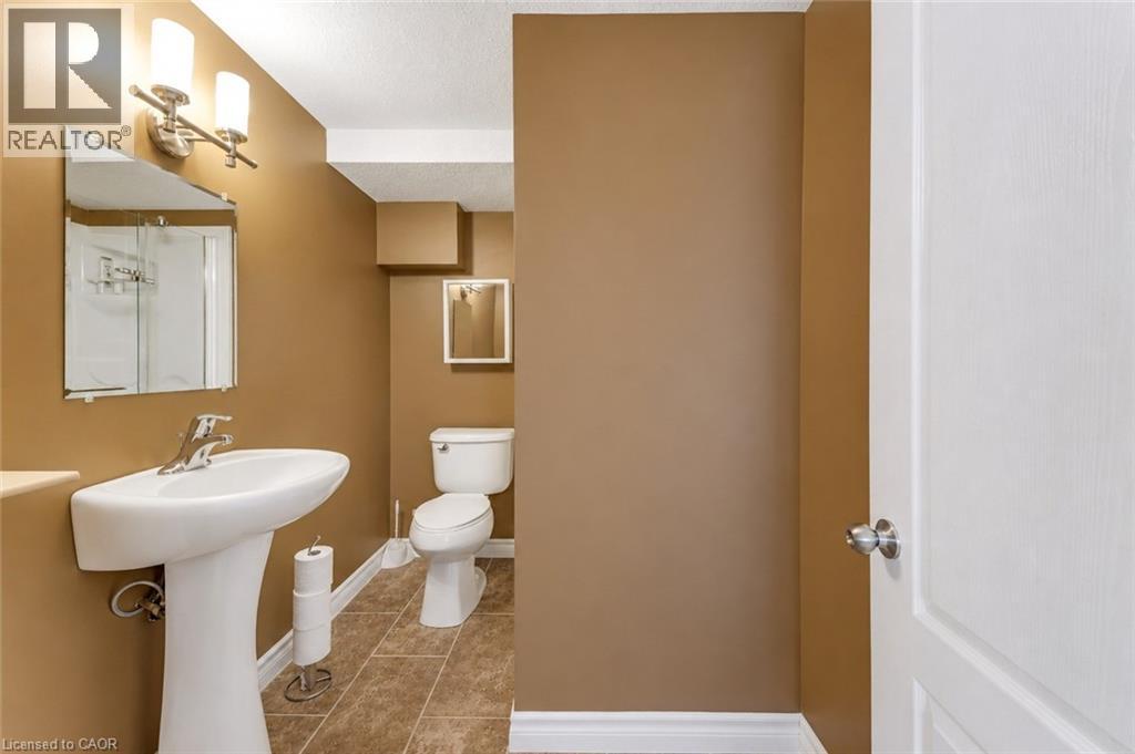 109 ROBERT SIMONE Way thumbnail 35
